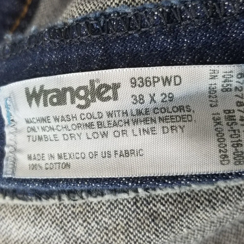 Wrangler jeans men's 38x28 Cowboy Cut 936PWD blue denim pants retro western